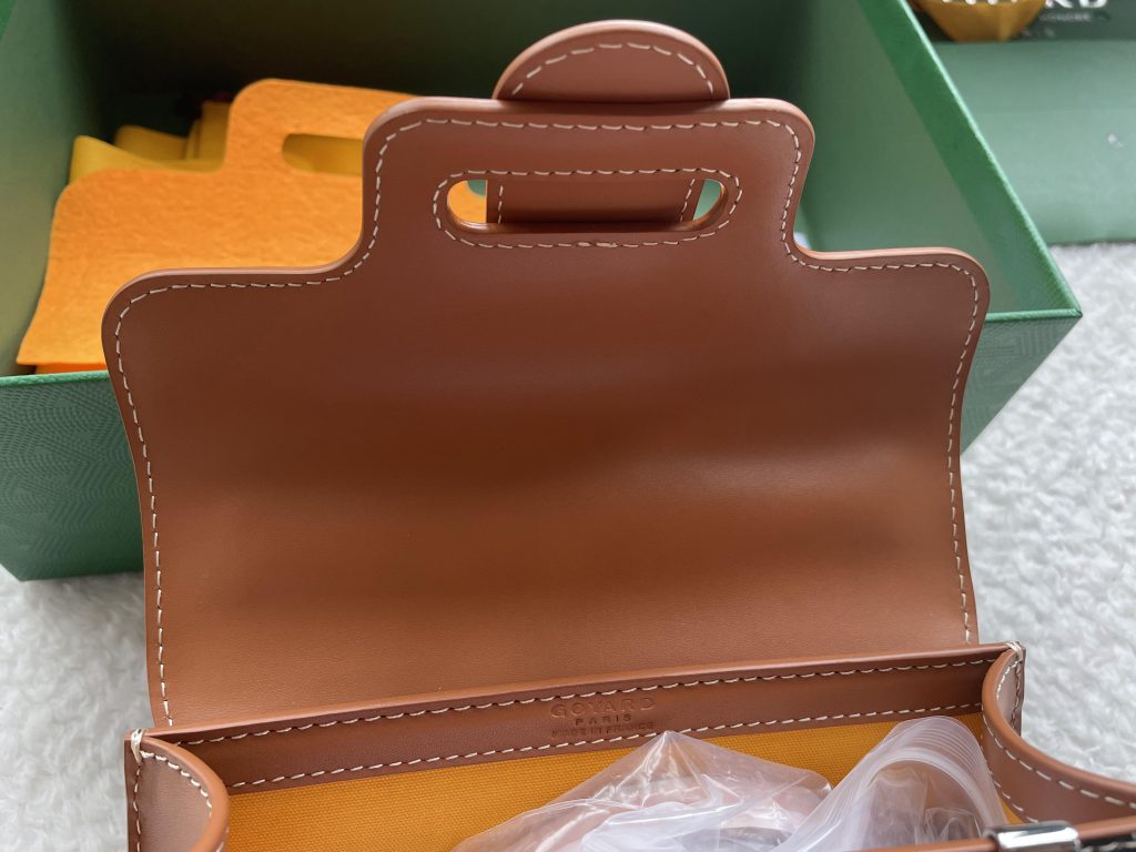 1:1 Goyard Saigon mini structure bag